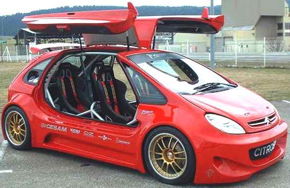 Citroen Picasso sporting gull wing doors and body kit