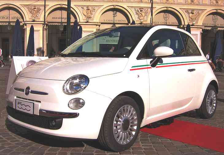 Fiat 500 new white small city car Nuova 2007 The new Fiat 500 2007