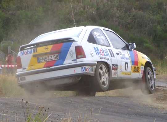 Vauxhall Astra GTW rally car racing