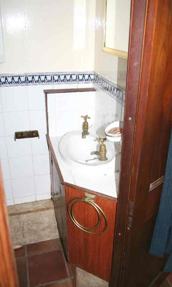 Gypsy caravan bathroom. Gypsy Caravan