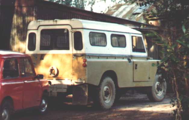 Safari Land Rover in 1982