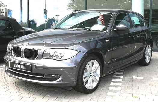 BMW 1 series 116i facelift front view
