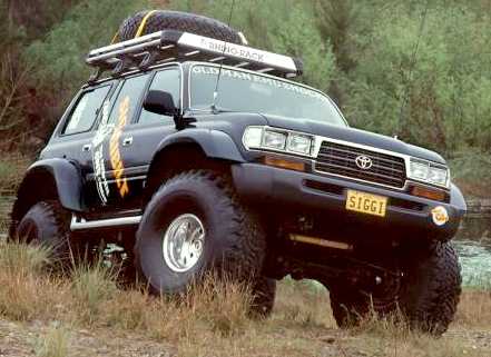 Toyota Land Cruiser in the bush off road